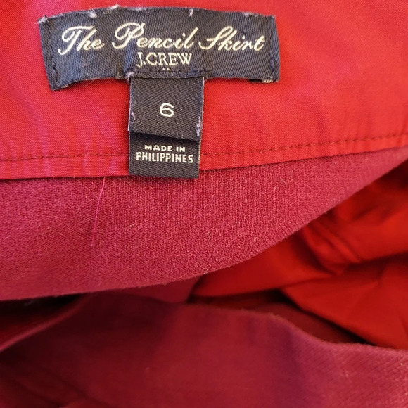 J. Crew The Pencil Skirt Berry Skirt in Size 6 - Picture 7 of 9